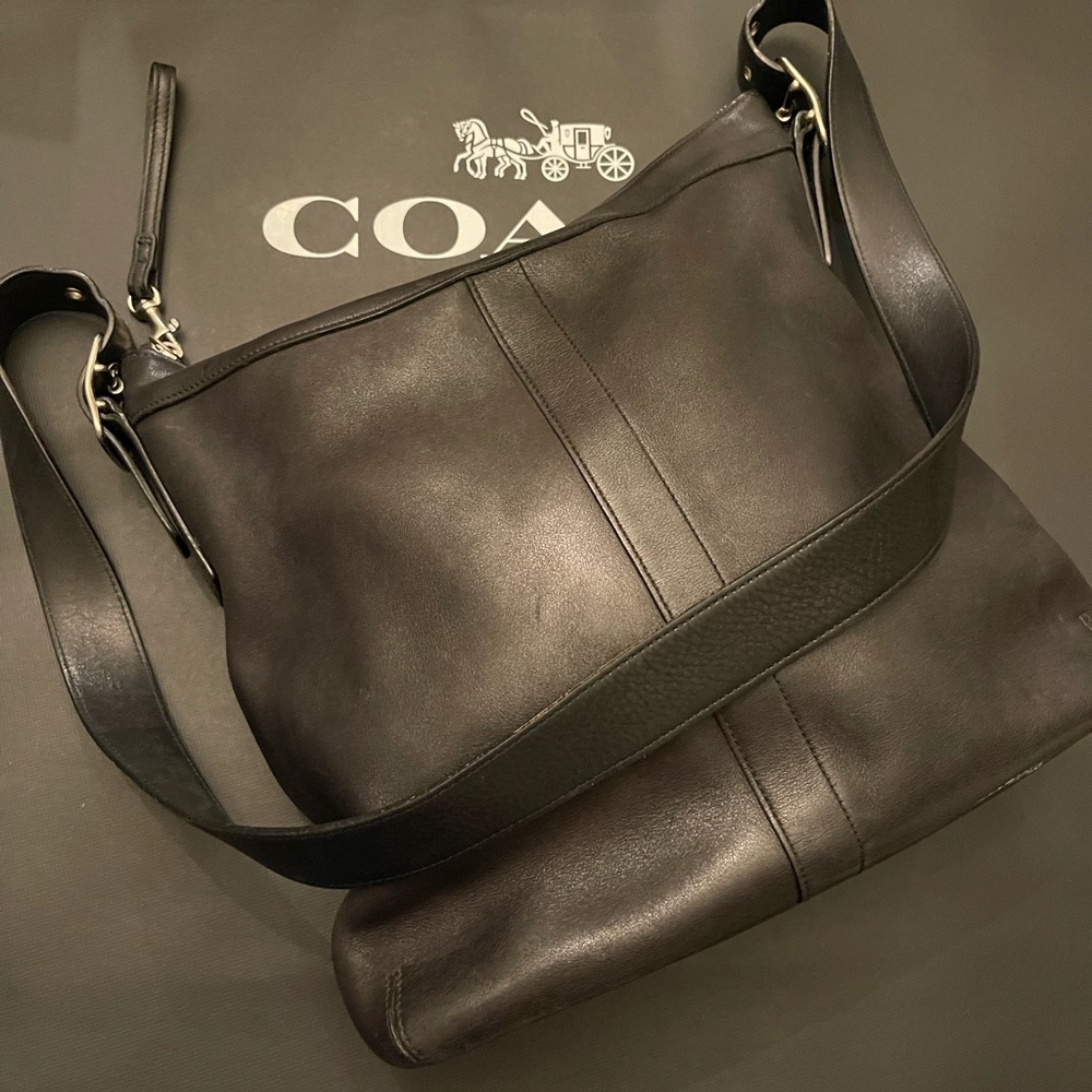 Vintage Coach 9188 Black Leather Legacy Slim Duffle Bag Crossbody